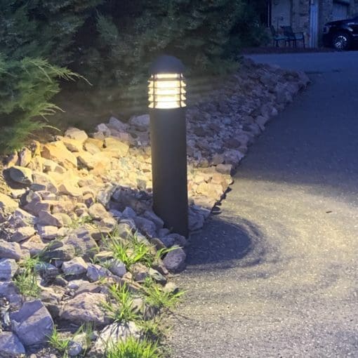 VAND bollard at night