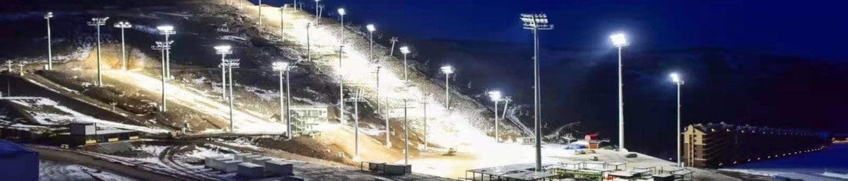Highmast Light Poles for Sports Lighting Hi High Mast Light Poles for Sports Lighting
