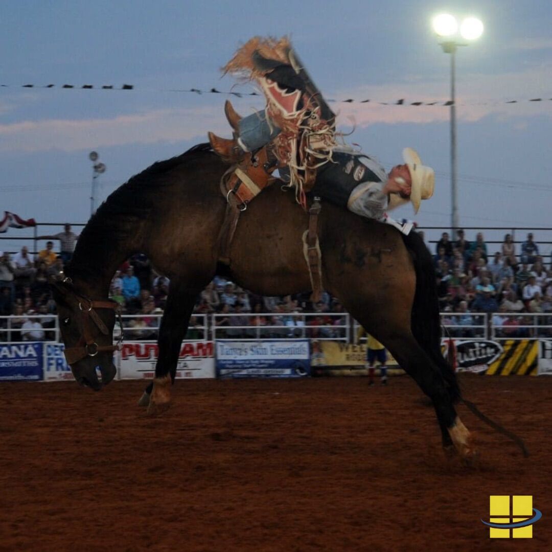 rodeo-arena-lights-outdoor