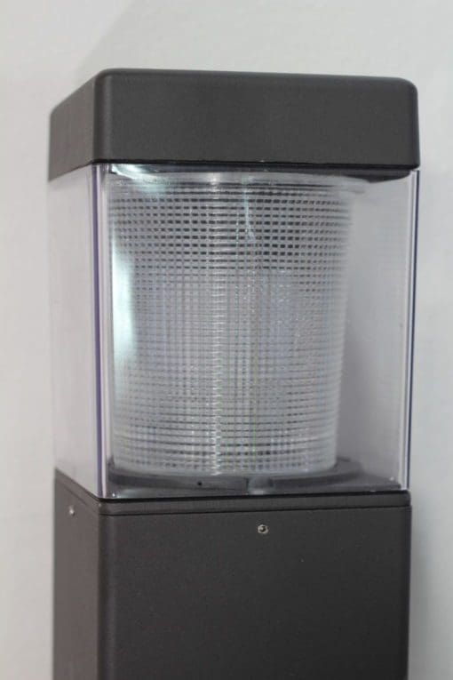 square-bollard-light-type-v-side