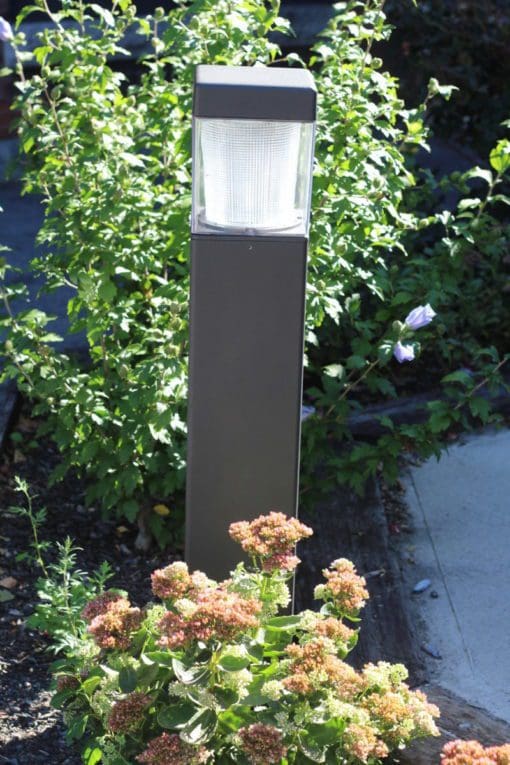 square-bollard-light-type-v-garden-3